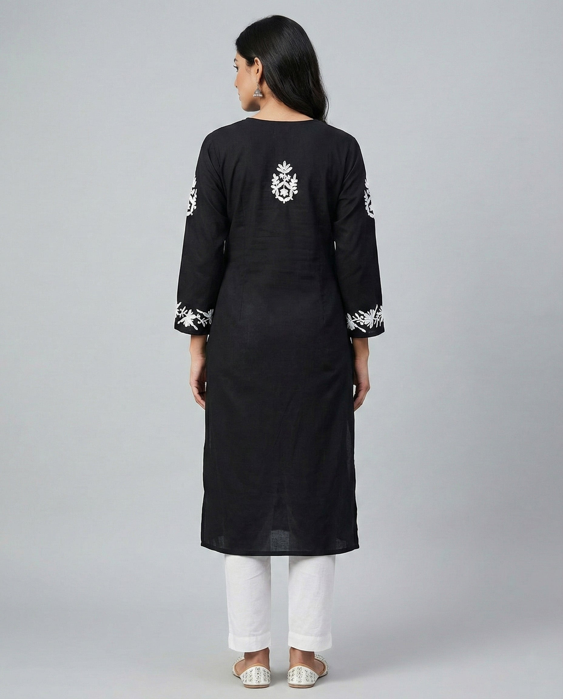 Women Floral Embroidered Chikankari Floral Kurta