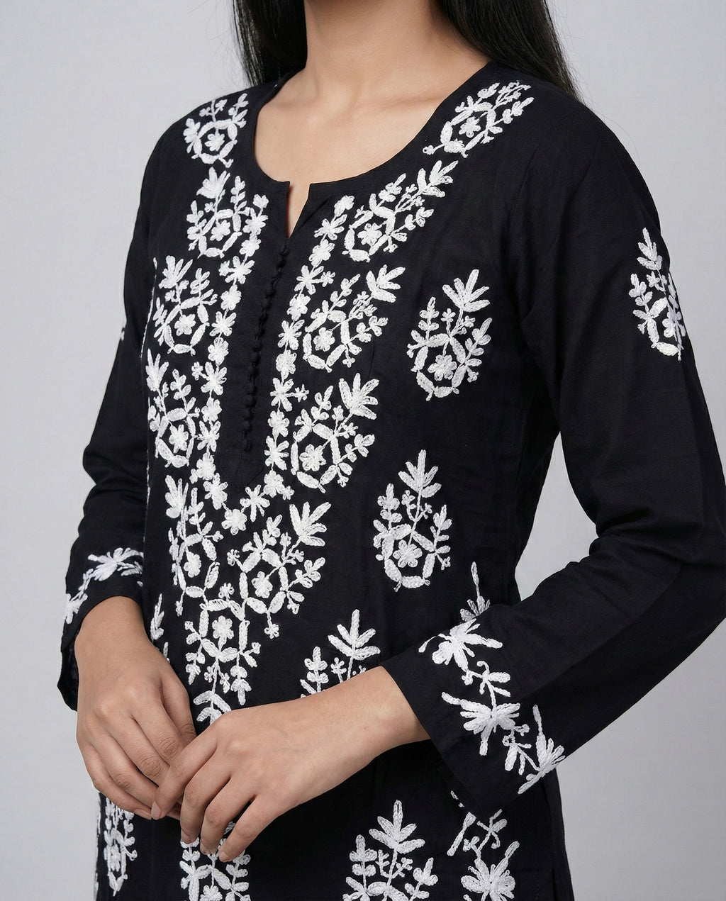 Women Floral Embroidered Chikankari Floral Kurta