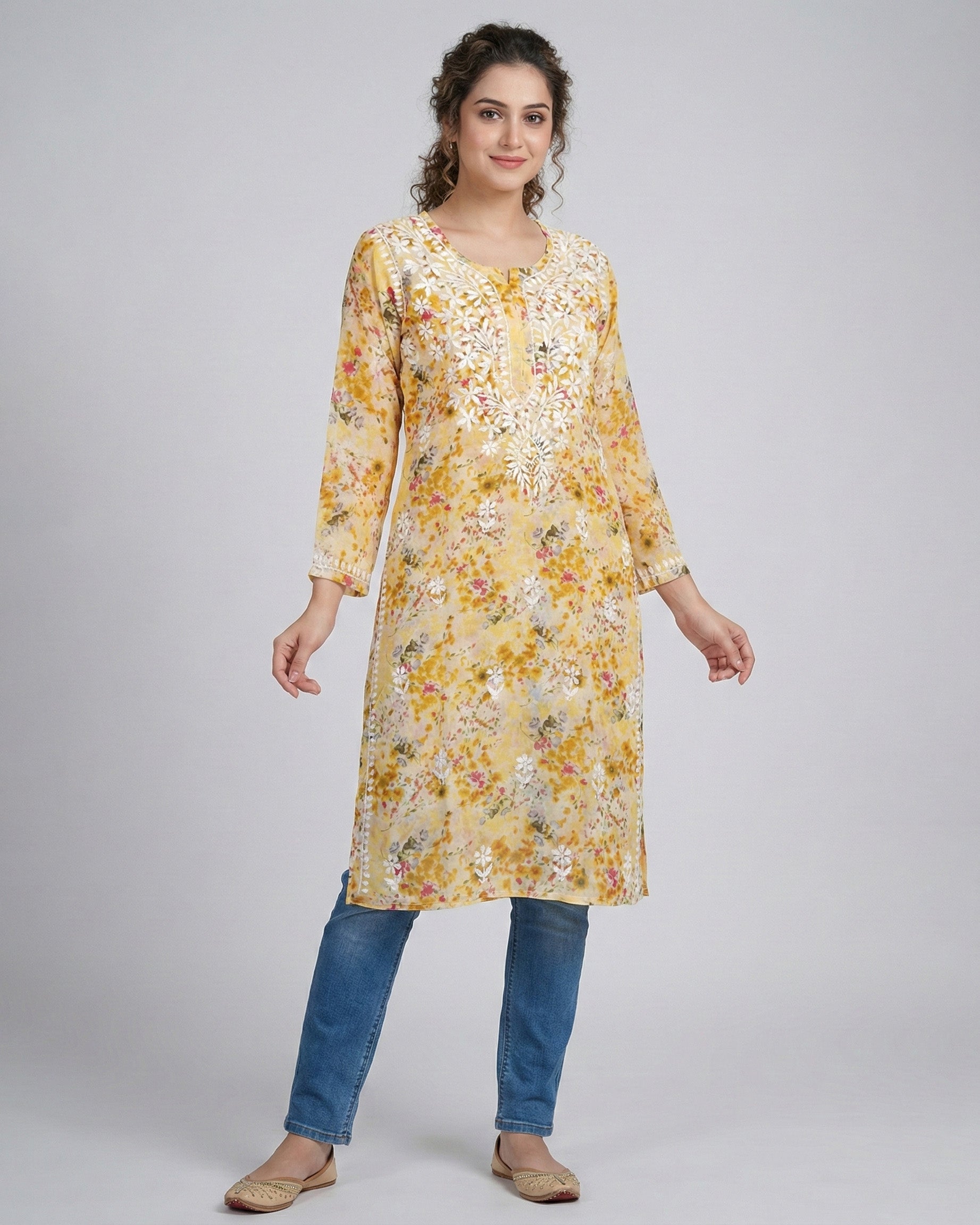 Women Floral Embroidered Chikankari Floral Kurta