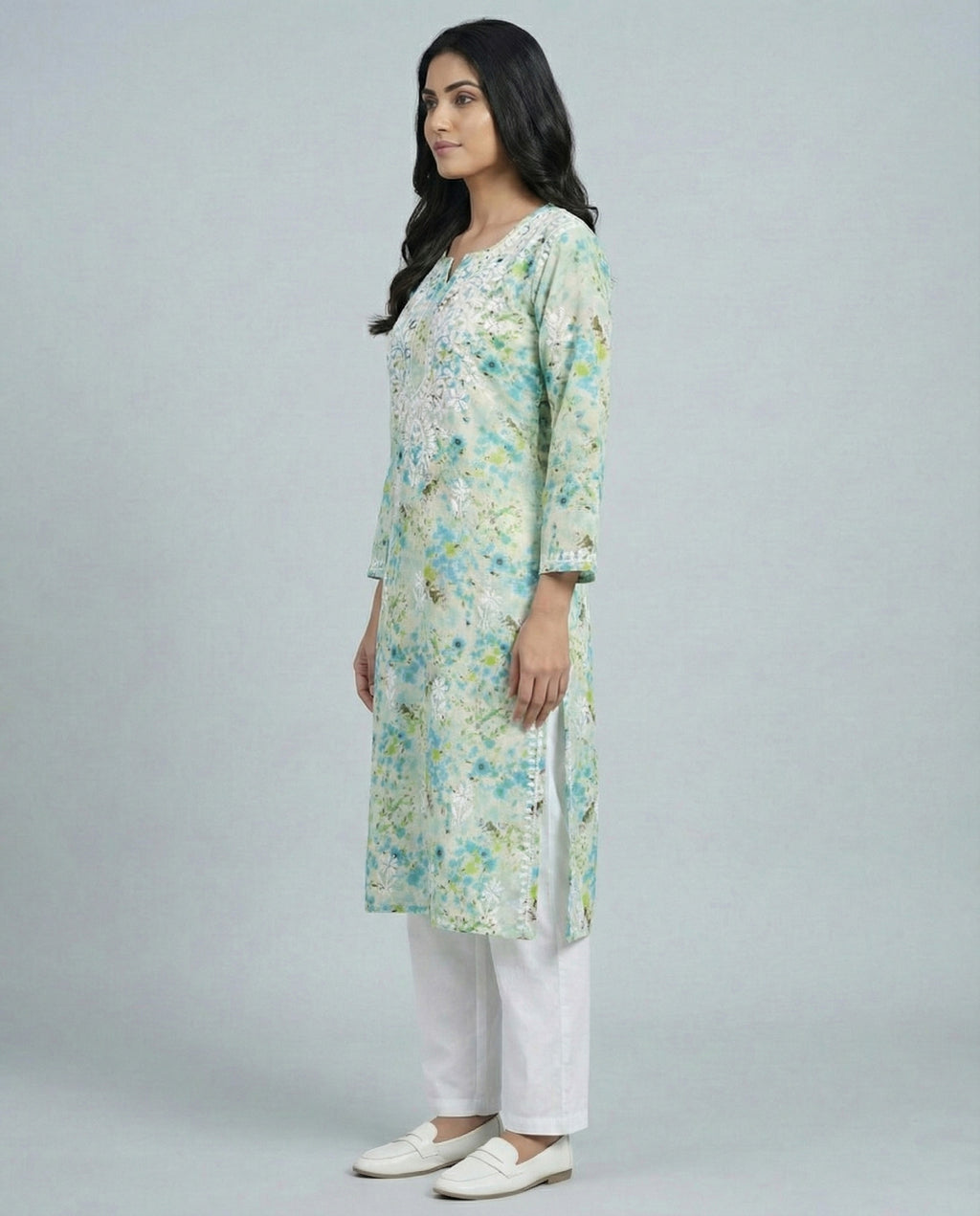 Women Floral Embroidered Chikankari Floral Kurta