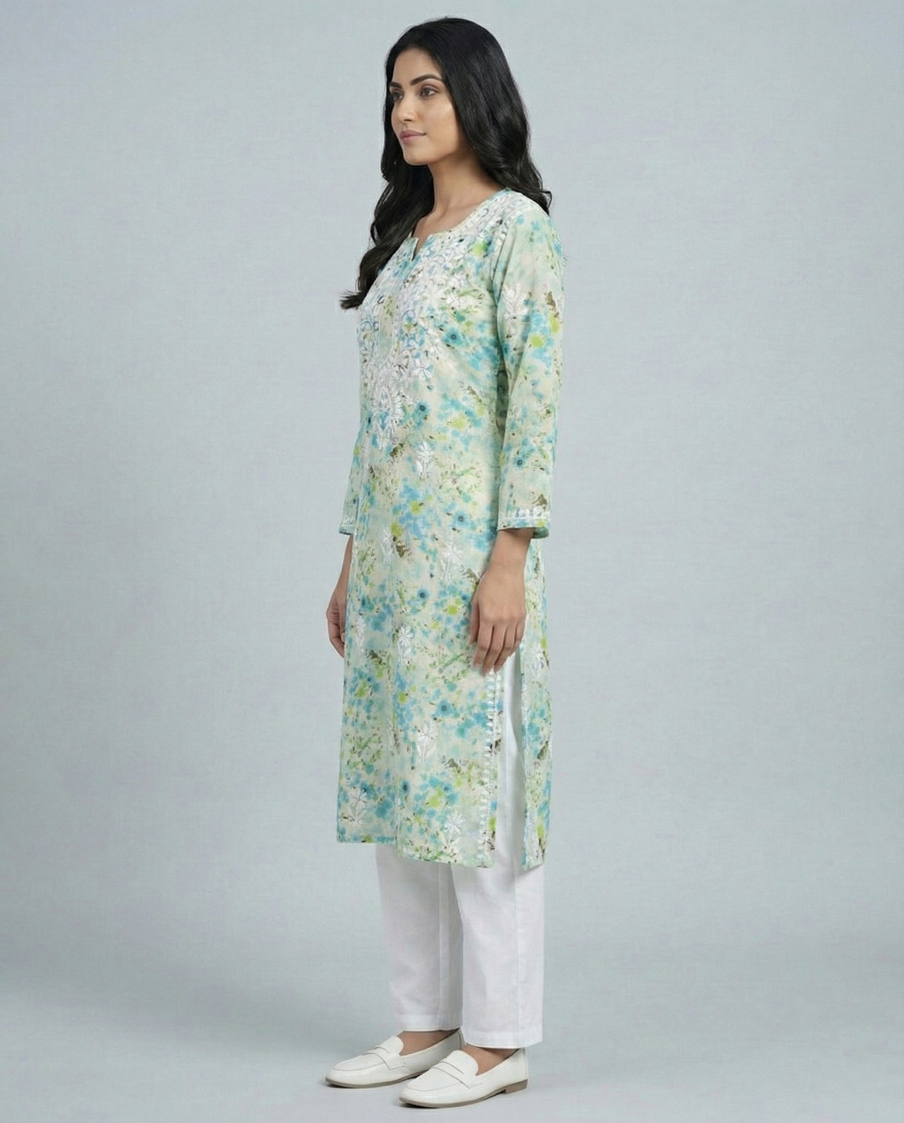 Women Floral Embroidered Chikankari Floral Kurta