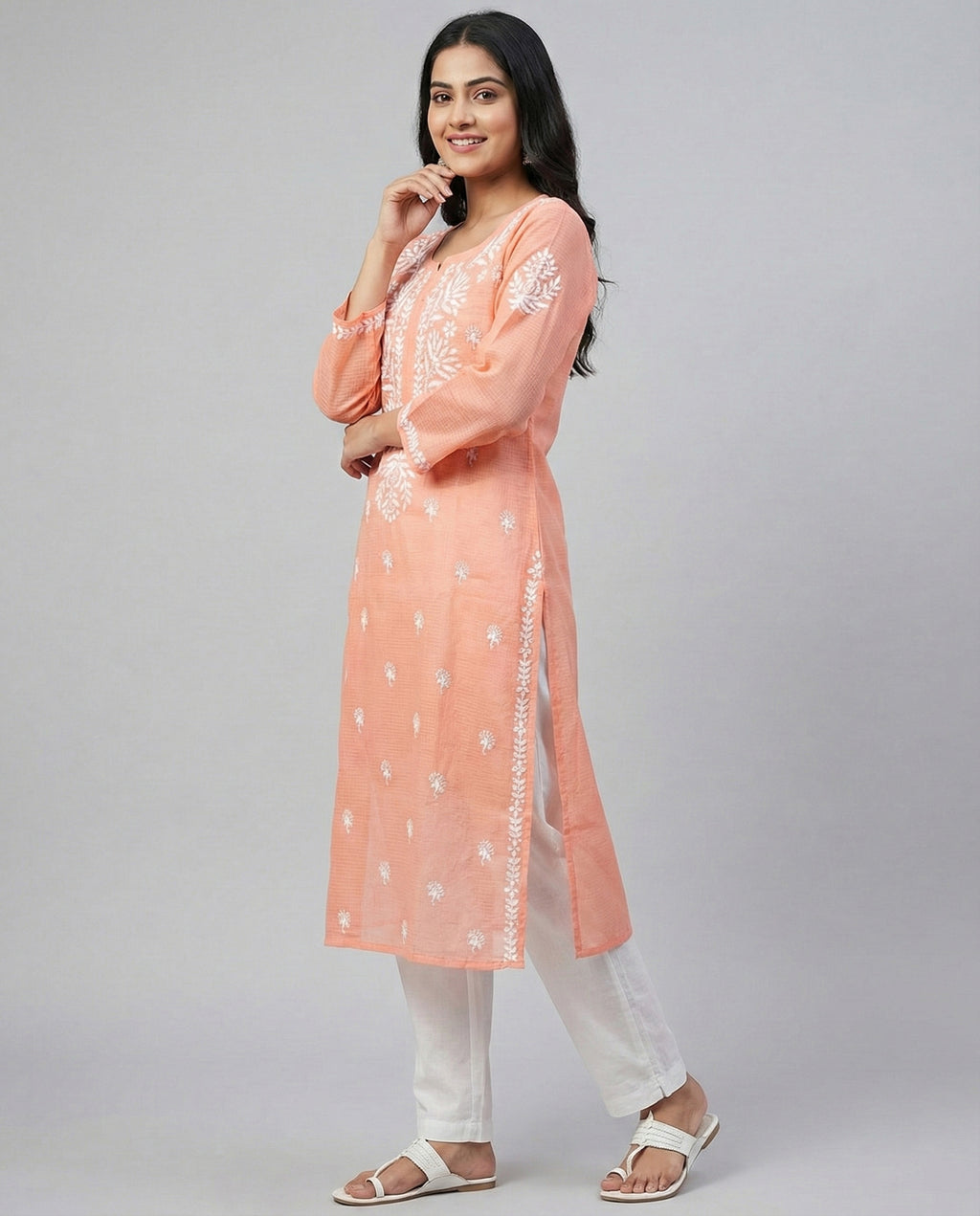 Women Floral Embroidered Chikankari Floral Kurta