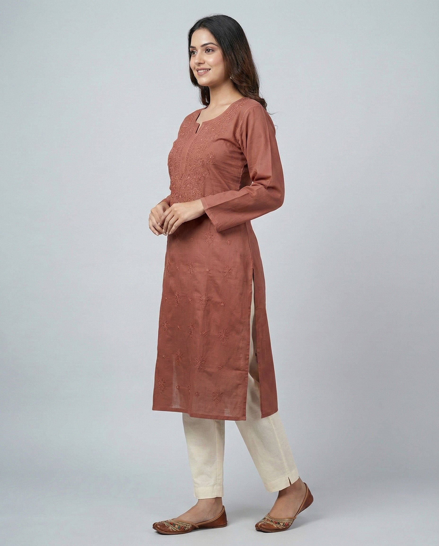 Women Floral Embroidered Chikankari Floral Kurta