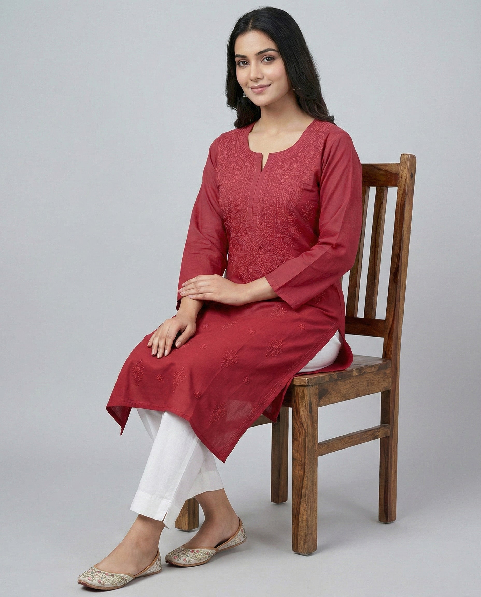 Women Floral Embroidered Chikankari Floral Kurta