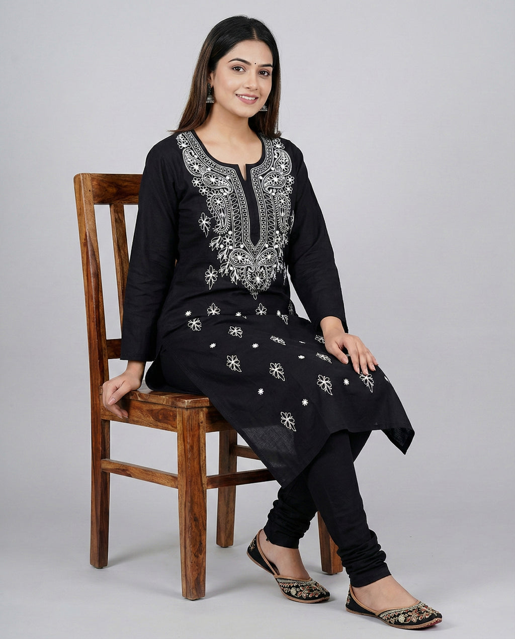 Women Floral Embroidered Chikankari Floral Kurta
