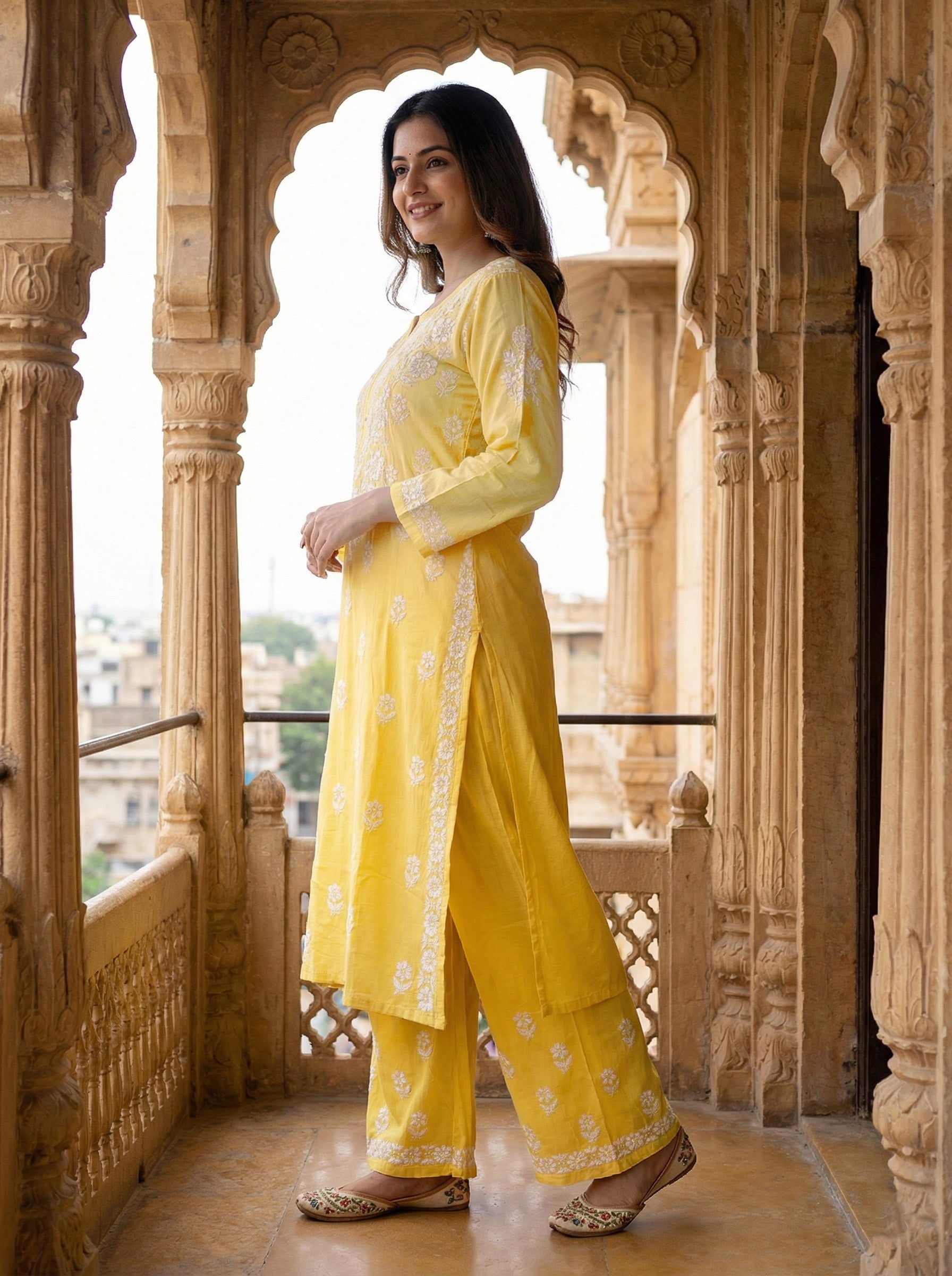 Women Floral Embroidered Regular Chikankari Kurta with Palazzos
