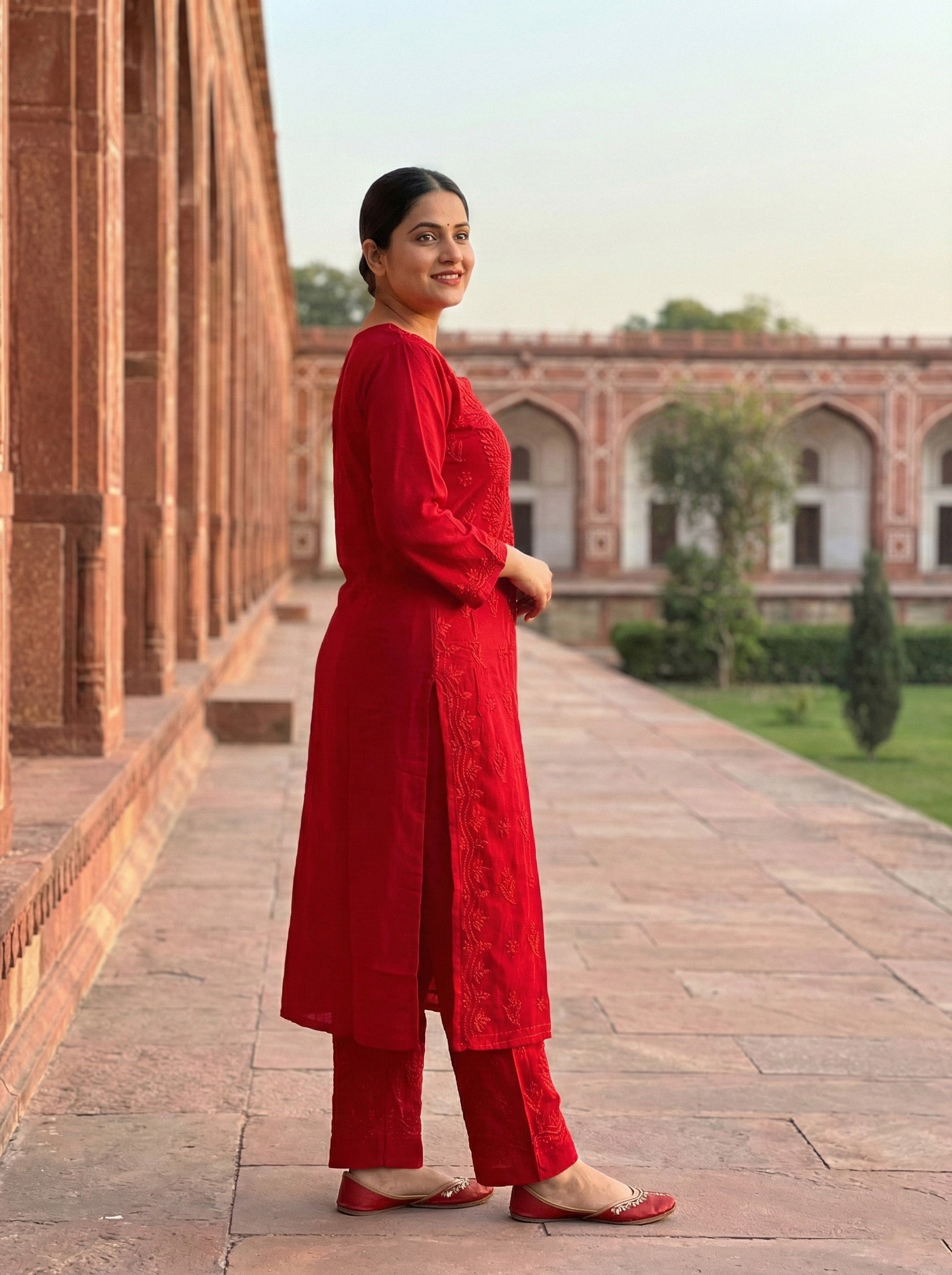 Women Ethnic Motifs Embroidered Regular Chikankari Kurta with Trousers & With Dupatta
