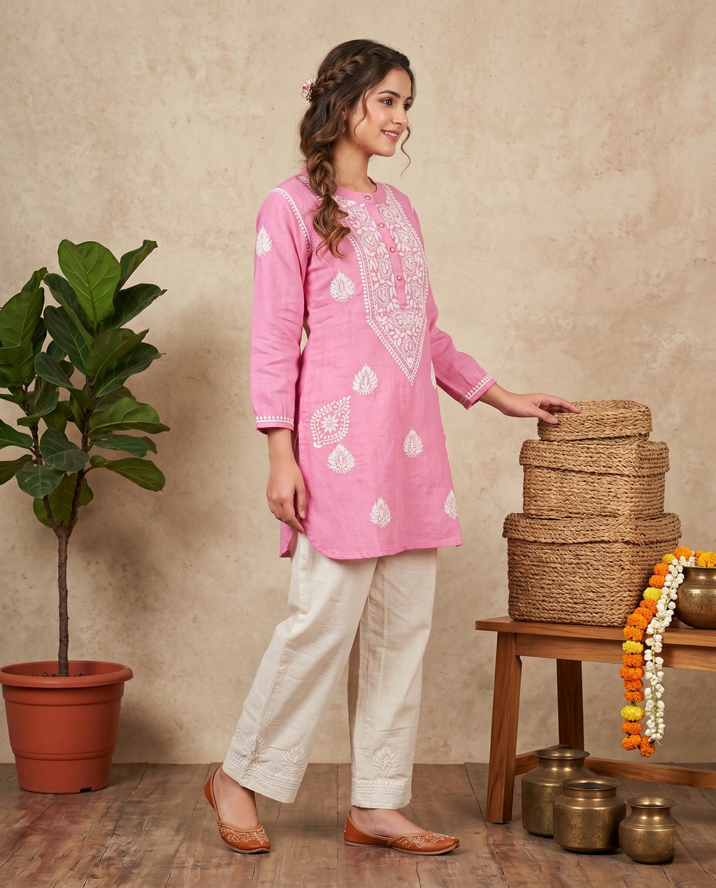 Women Ethnic Motifs Embroidered Regular Chikankari Kurta with Palazzos