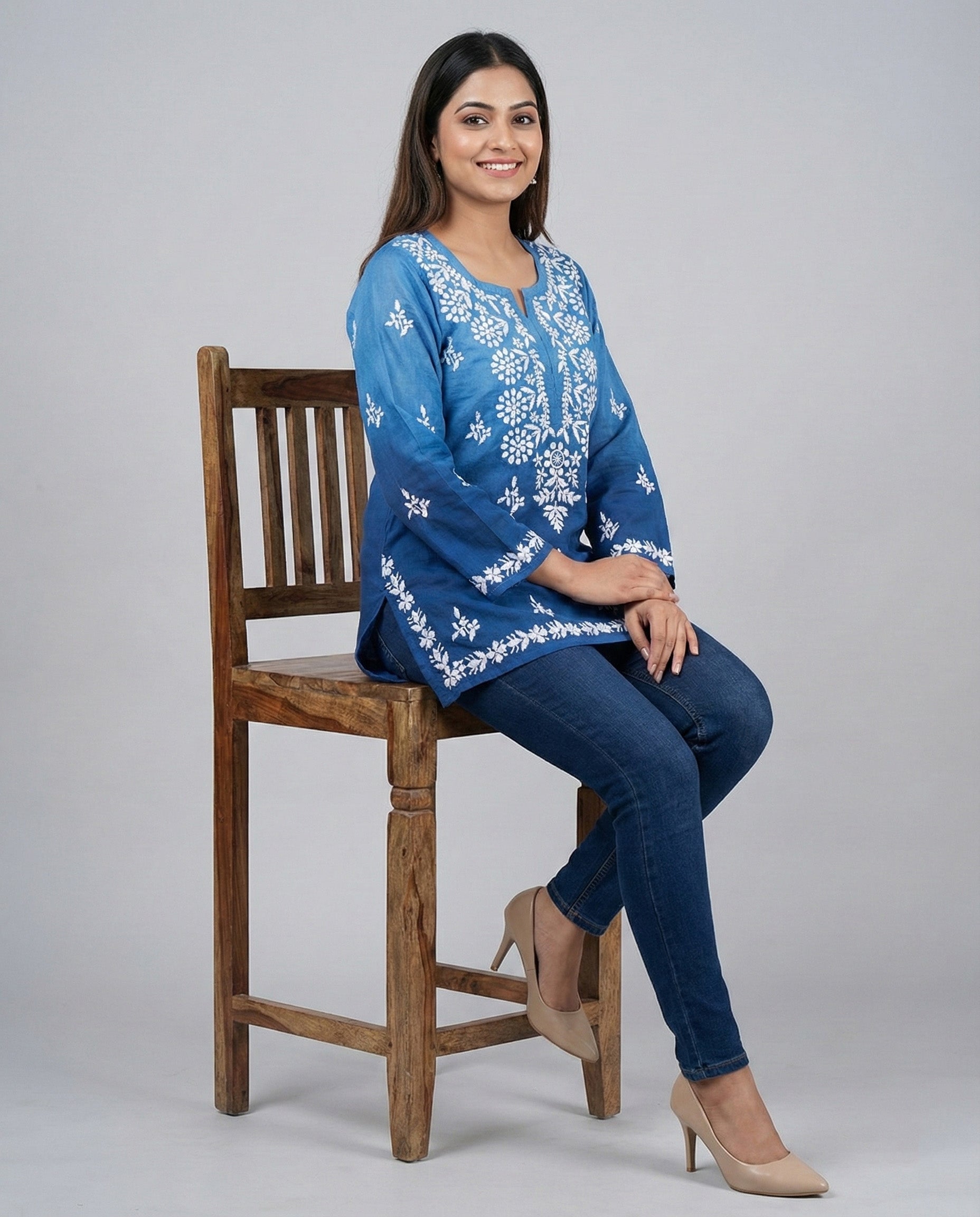Floral Embroidered Chikankari Chikankari Kurti