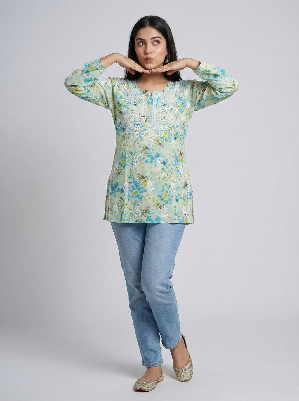 Floral Embroidered Chikankari Pure Cotton Chikankari Kurti