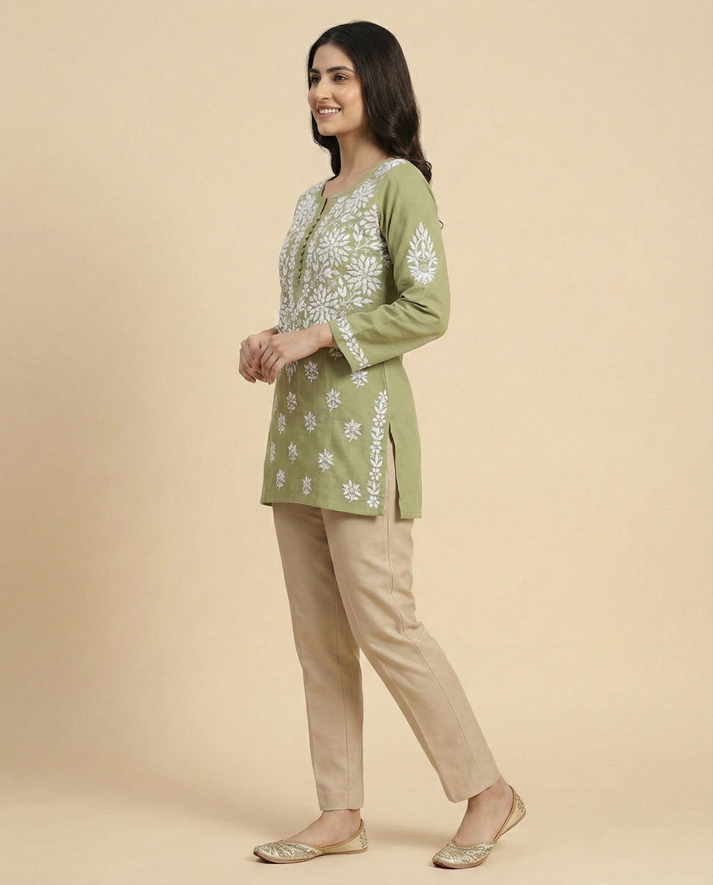 Floral Embroidered Chikankari Chikankari Kurti