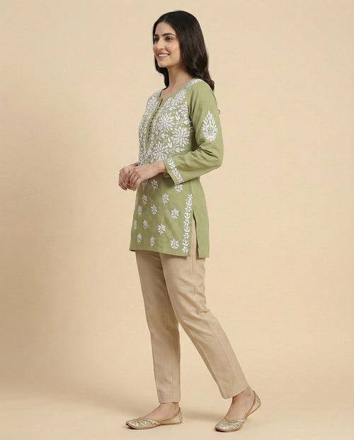 Floral Embroidered Chikankari Chikankari Kurti