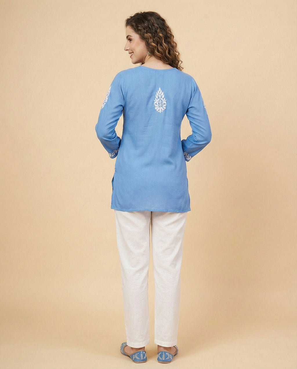 Ethnic Motifs Embroidered Chikankari Chikankari Kurti