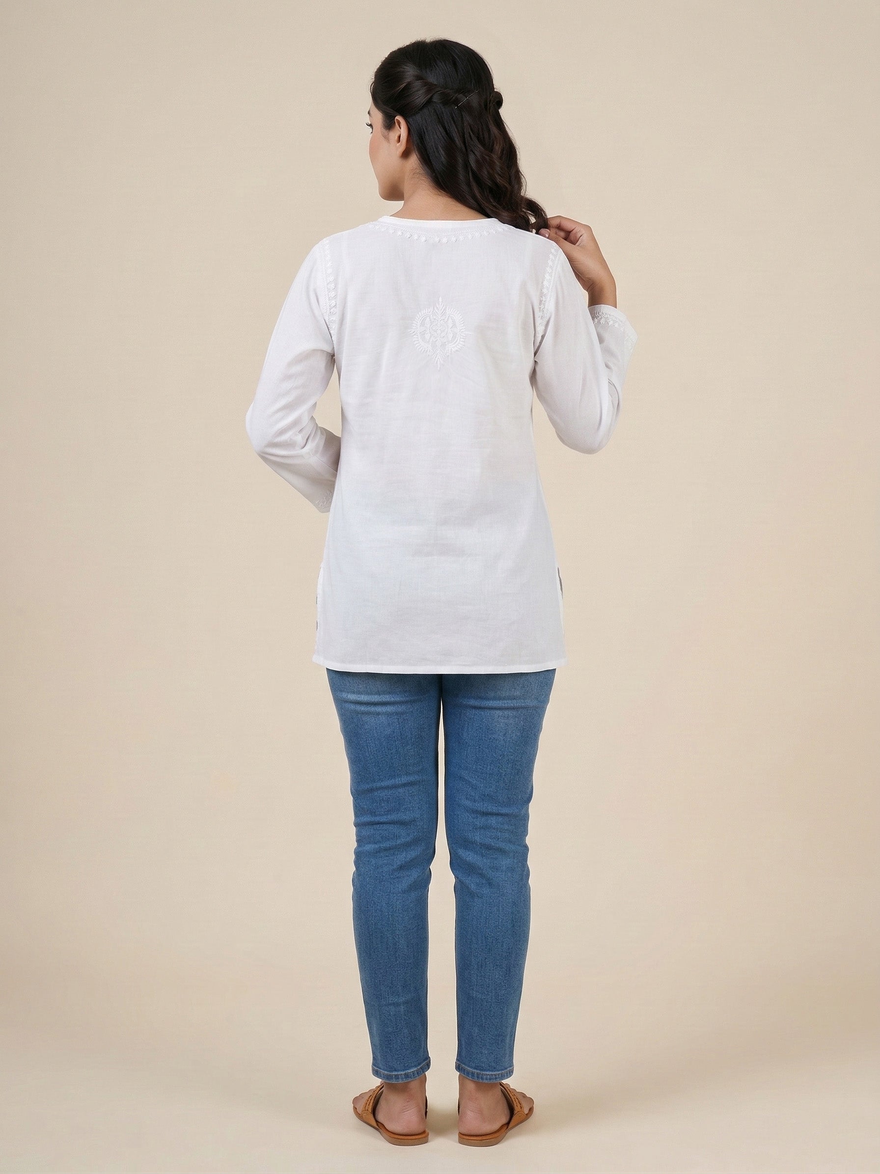 Ethnic Motifs Embroidered Chikankari Pure Cotton Chikankari Kurti