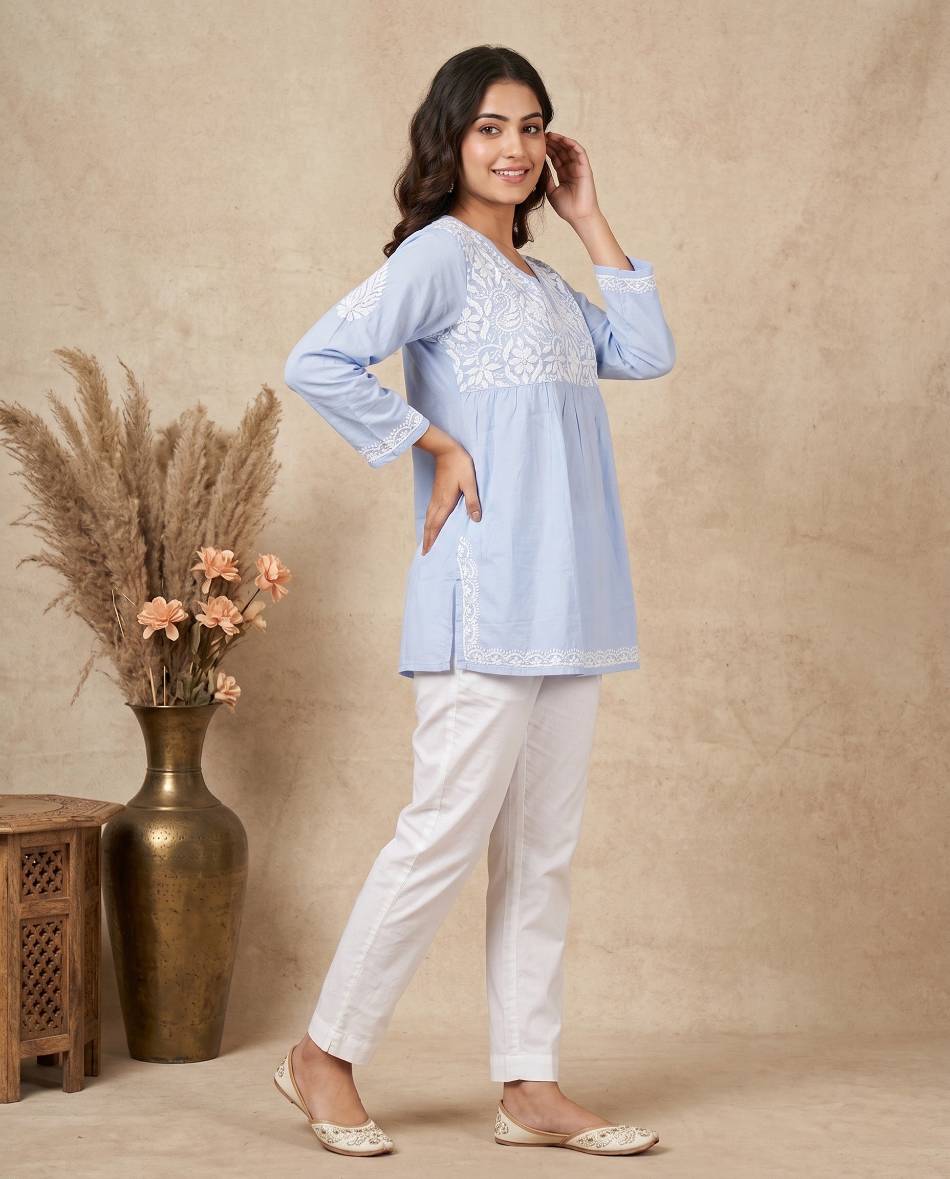 Floral Embroidered Chikankari Chikankari Kurti