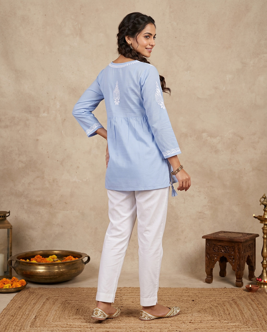 Floral Embroidered Chikankari Chikankari Kurti