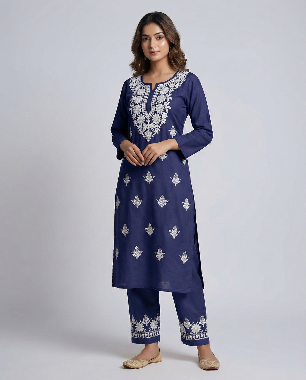 Women Ethnic Motifs Embroidered Regular Thread Work Kurta with Trousers