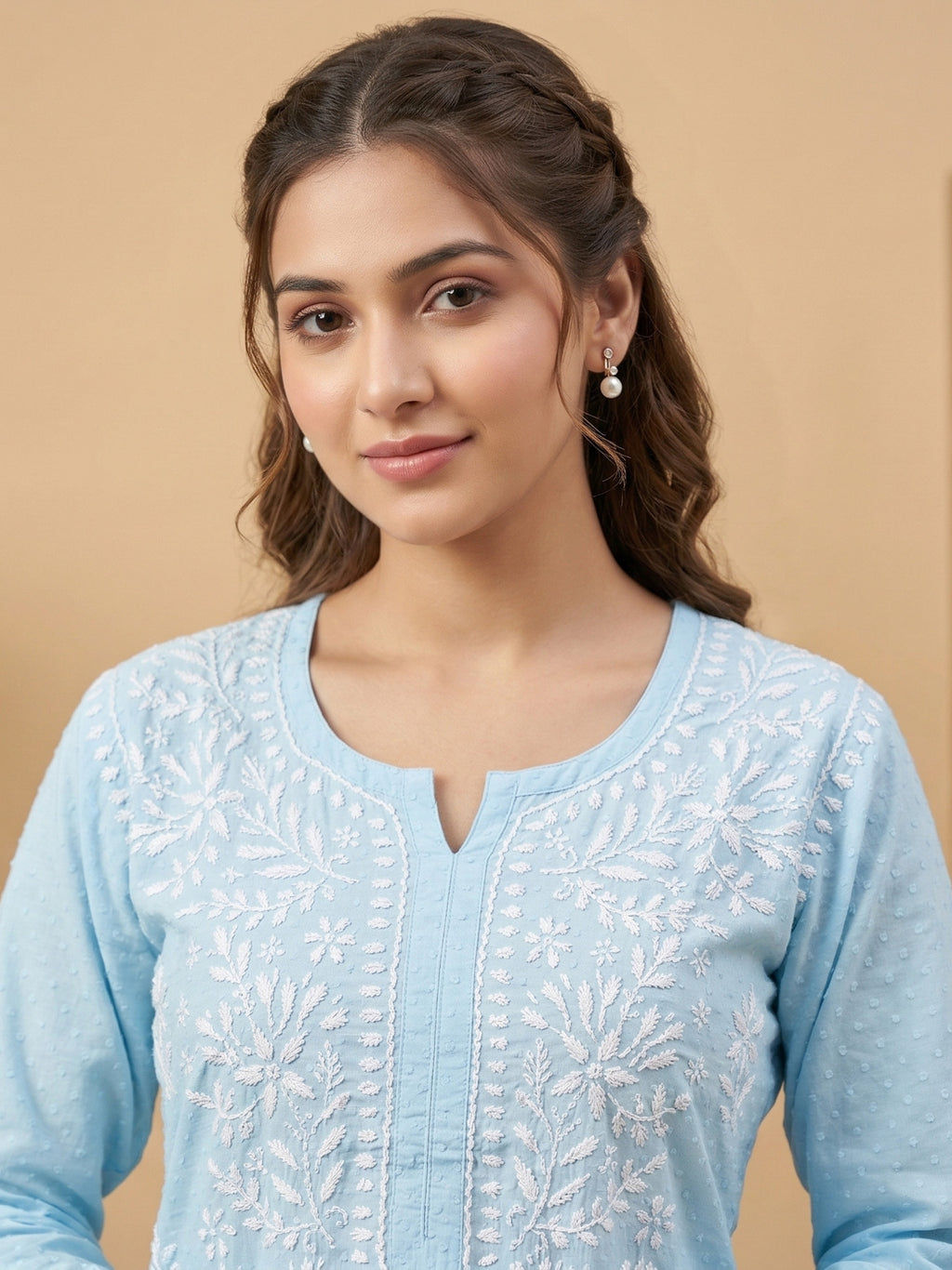 Women Floral Embroidered Chikankari Floral Kurta