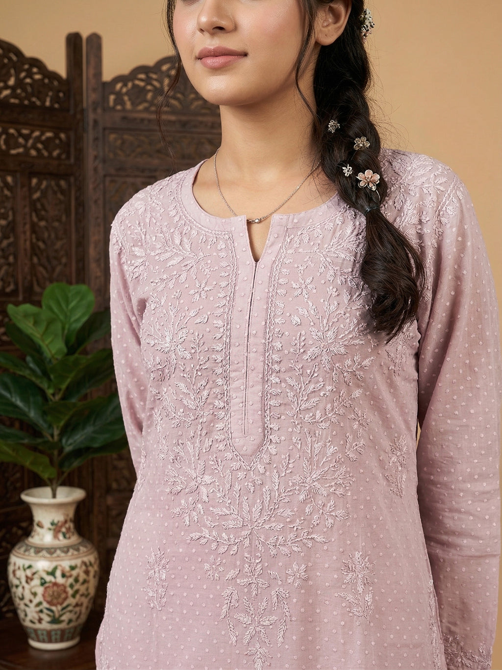 Women Floral Embroidered Chikankari Floral Kurta