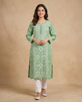Women Floral Embroidered Chikankari Floral Kurta