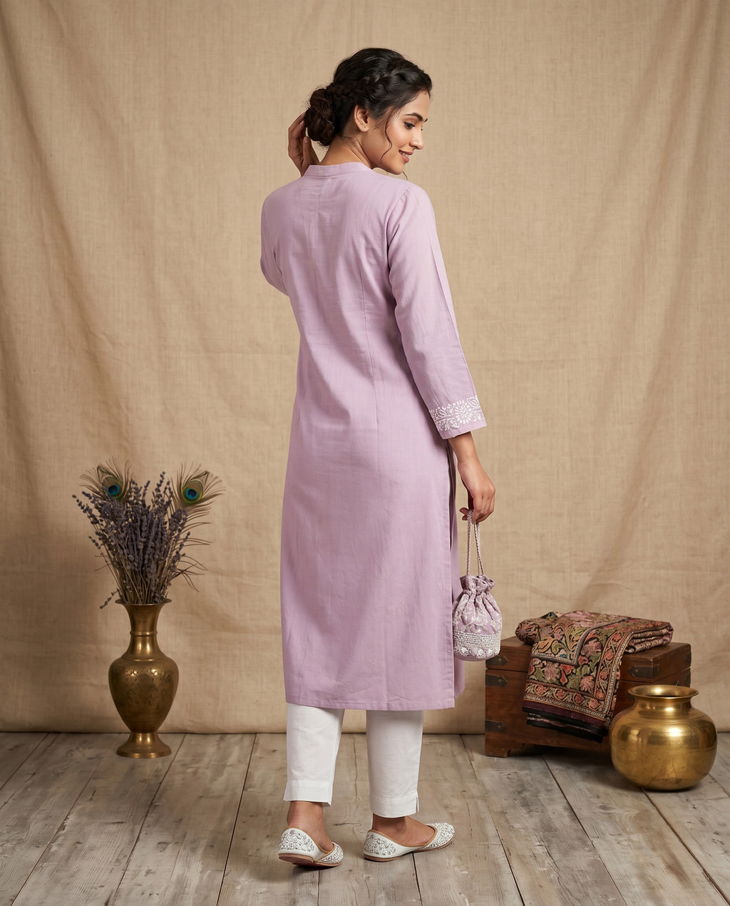 Women Floral Embroidered Chikankari Floral Kurta
