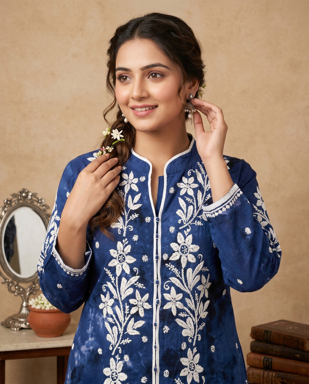 Women Floral Embroidered Chikankari Floral Kurta